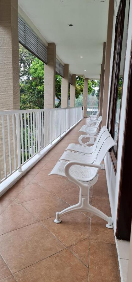 Villa Aurora Cisarua Ngoại thất bức ảnh