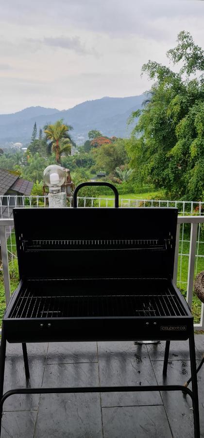 Villa Aurora Cisarua Ngoại thất bức ảnh