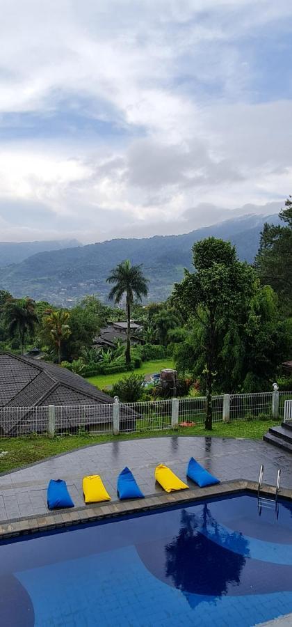 Villa Aurora Cisarua Ngoại thất bức ảnh